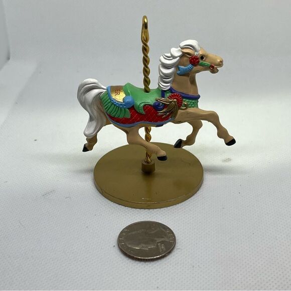 Vintage Full Set Of 5‎ Hallmark Christmas Carousel Horses & Display Stand 1989 - Picture 8 of 11